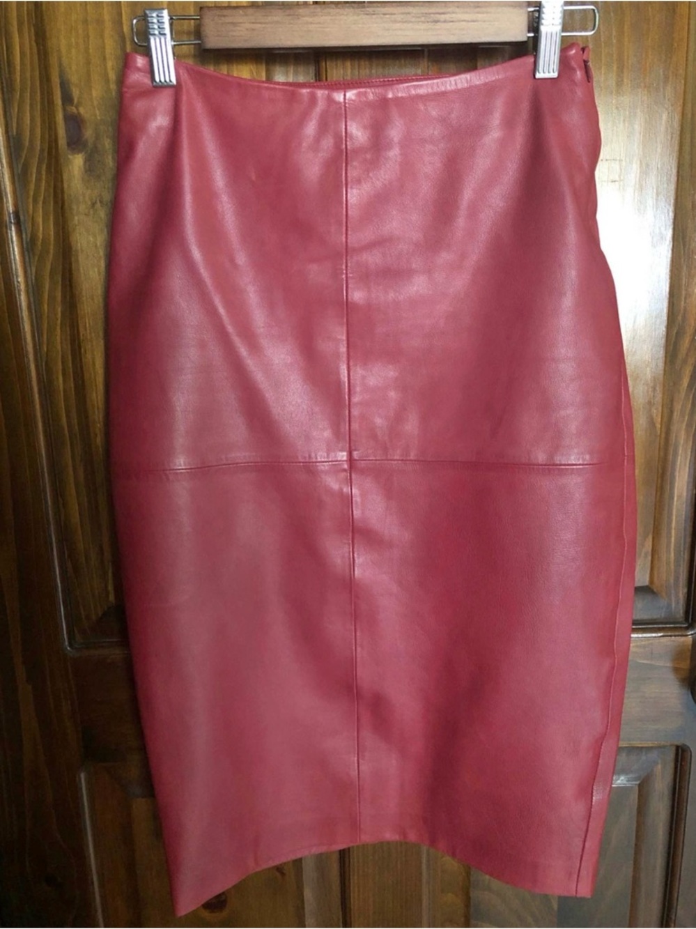 NWOT Women's Raspberry/Wine Lamb Leather Pencil Skirt - Sleek Tailored Fit